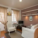 Whome Alfama Hideaway Perfect To Explore * Лісабон